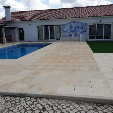 Hébergement de vacances Casa De Férias&companhia *